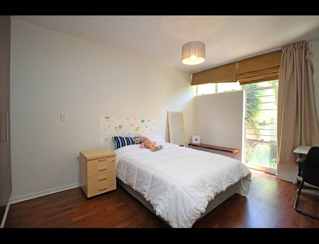 2 BEDROOM APARTMENT FOR SALE IN NORWOOD